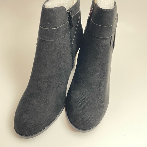 NWT Women's Tie Knot Chelsea Pump Ankle Boots Closed Toe Stacked Heel - Sz 8.5 - Picture 7 of 8